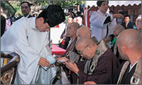 神職と僧侶